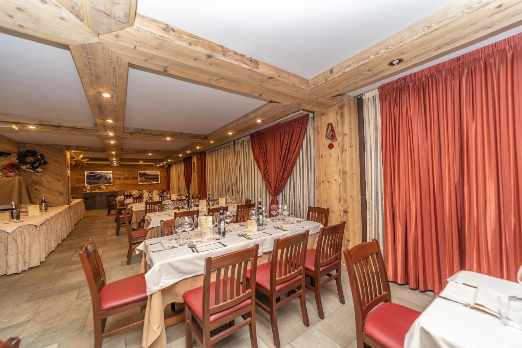Hotiday Chalet Sestriere Vialattea Exterior photo